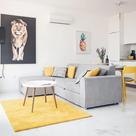 Panoramic View アパート